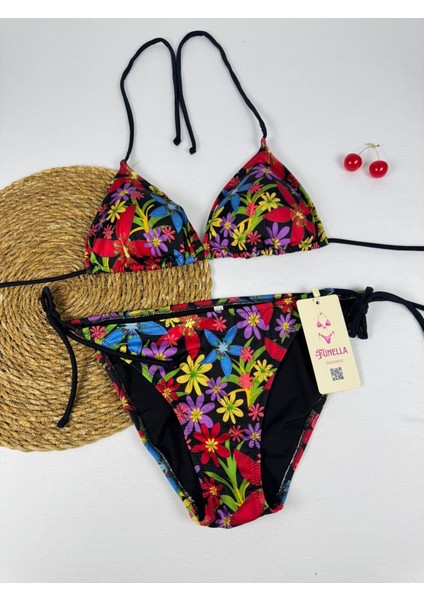 Likralı Siyah Kırmızı Çiçek Desenli Üçgen Şık Kadın Bikini Takımı