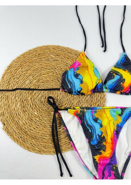 Batik Desenli Yandan ve Boyundan Bağlamalı Şık Kadın Bikini Takımı modelleri