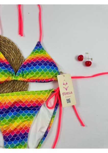 Balık Desenli Yandan ve Boyundan Bağlamalı Şık Kadın Bikini Takımı fiyatları