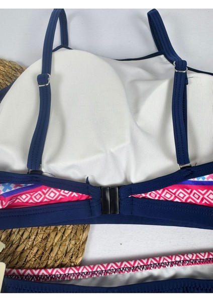 Kadın Şık Etnik Desenli Crop Bikini Takımı indirimleri