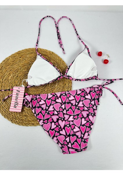 Siyah Pembe Kalp Desenli Boyundan Bağlamalı Şık Üçgen Bikini Takımı fırsatları
