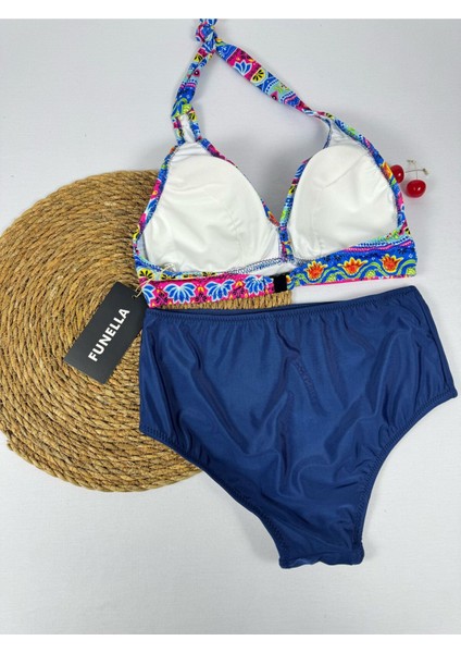 Batik Desenli Yüksel Bel Boyun Bağlamalı Şık Bikini Takımı modelleri