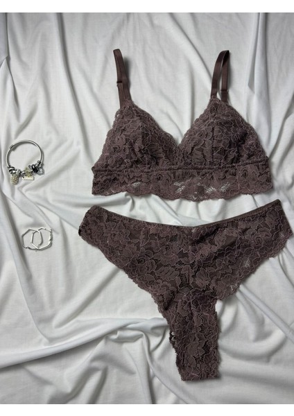 Dantelli Tanga Iç Çamaşır Takımı modelleri