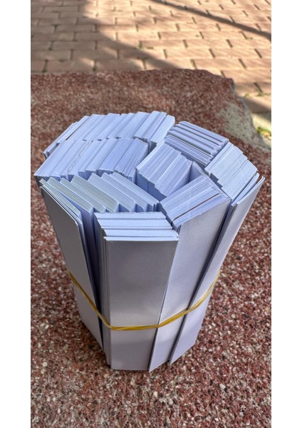 Mat Parfüm Koku Test Kağıdı (100'LÜ Paket) (0,07 Kg) fırsatları