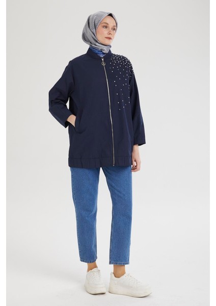 Eteği Lastikli Fermuarlı ve Taş Detaylı Ceket Lacivert 25KT518 fiyatları