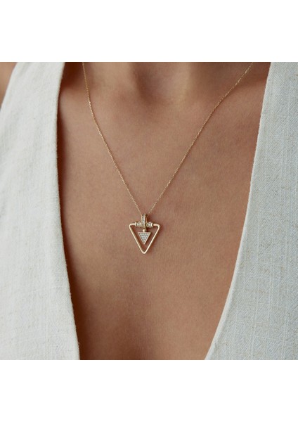 Geo Triangle Kolye fiyatları