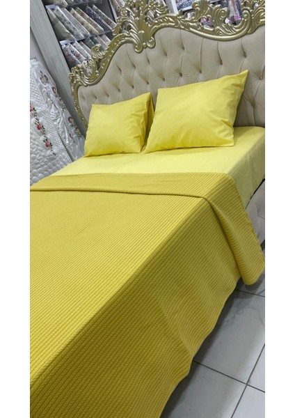 Çift Kişilik 160X200 cm Lastikli Çarşaf, 2 Adet Düz Yastık Kılıfı ve 220X240 cm Pike fırsatları