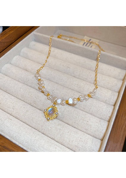 Sade ve Çok Yönlü Yapay Inci Zirkon Kolye Ucu Kadın Kolyesi (Yurt Dışından) fiyatları