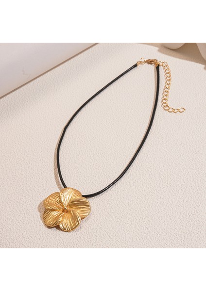 Kadınlar Için Sade Mumlu Halat Desenli Çiçek Kolye (Yurt Dışından) fiyatları