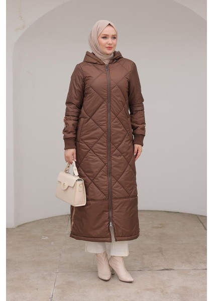 Boydan Fermuarlı Şişme Kapitone Desenli Mont Kahverengi 24KT710