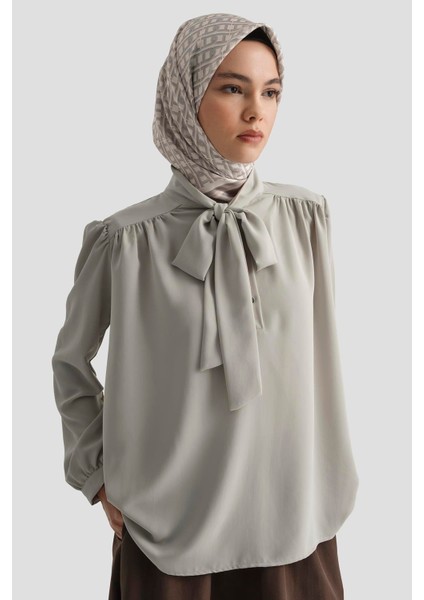 Boyun Kurdele Desenli Tunik-Gri 25YT303 fiyatları