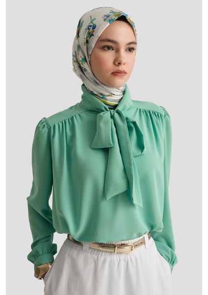 Boyun Kurdele Desenli Tunik-Mint 25YT303 fırsatları