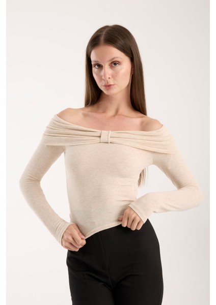 Kadın Geniş Yaka Omzu Açık Viskon Bluz – Esnek, Uzun Kollu, Slim Fit 3013