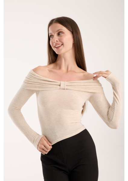 Kadın Geniş Yaka Omzu Açık Viskon Bluz – Esnek, Uzun Kollu, Slim Fit 3013