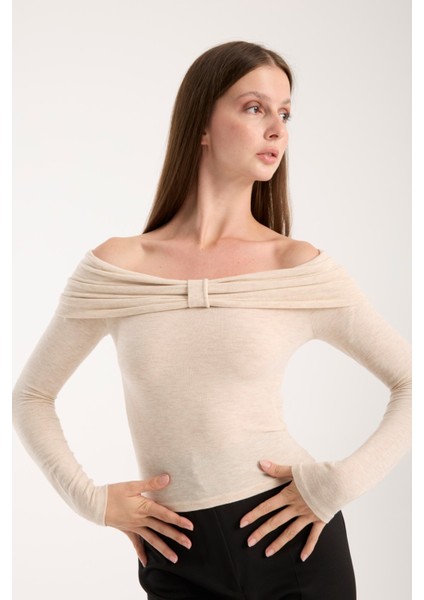 Kadın Geniş Yaka Omzu Açık Viskon Bluz – Esnek, Uzun Kollu, Slim Fit 3013