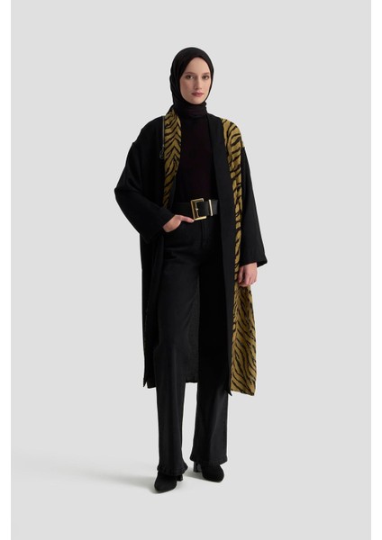 ARMİNE TREND Zebra Desenli Salaş Kesim Cepli Hırka Yağ Yeşili 25KT522