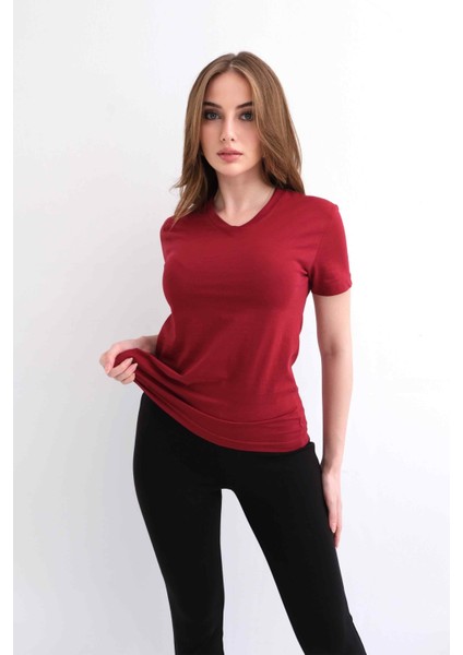 Kadın V Yaka Düz Baskısız %100 Pamuk Bordo Basic Tişört