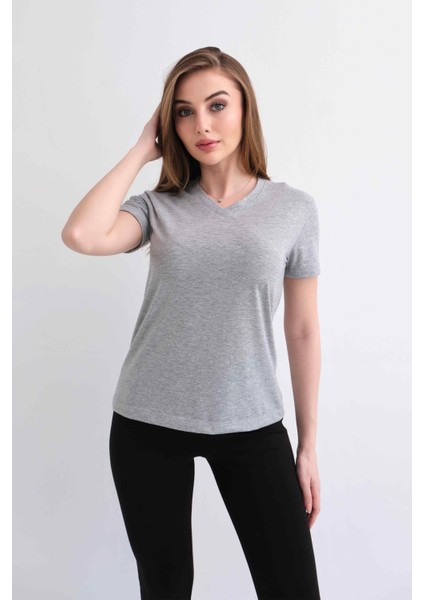 Kadın V Yaka Düz Baskısız %100 Pamuk Gri Melanj Basic Tişört fırsatları