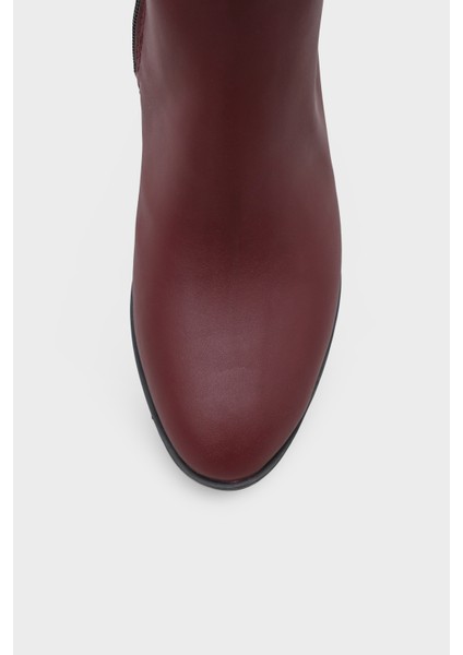 Oval Burunlu Yandan Fermuarlı Topuklu Kadın Çizme modelleri