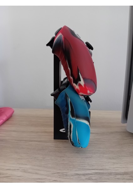 Ps5 Dualsense Kol Standı – Siyah Beyaz Tasarım, Logo Detaylı- Playstation