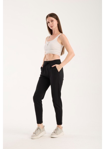 Kadın Bağcıklı Spor Tarz Dar Paça Pantolon – Rahat ve Modern Kesim 4001 fiyatları