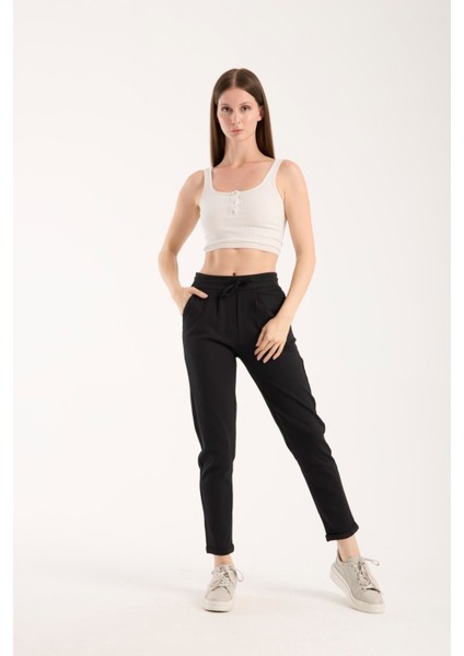 Kadın Bağcıklı Spor Tarz Dar Paça Pantolon – Rahat ve Modern Kesim 4001