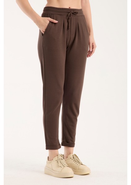 Kadın Bağcıklı Spor Tarz Dar Paça Pantolon – Rahat ve Modern Kesim 4001 fırsatları