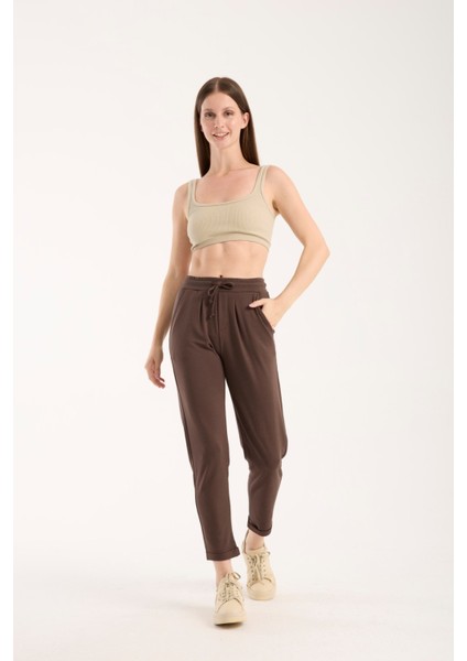 Kadın Bağcıklı Spor Tarz Dar Paça Pantolon – Rahat ve Modern Kesim 4001