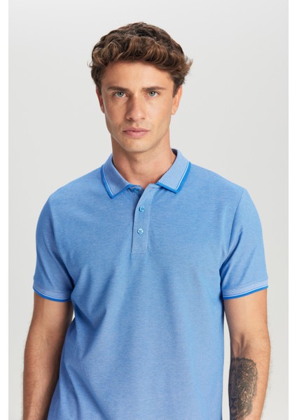 AC&Co / Altınyıldız Classics Erkek Çekmeyen Pamuklu Kumaş Slim Fit Dar Kesim Saks-Beyaz Kıvrılmaz Polo Yaka Tişört indirimleri