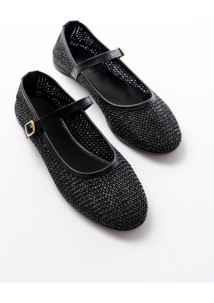 7432 Siyah Fileli Toka Detaylı Günlük Kadın Babet fırsatları