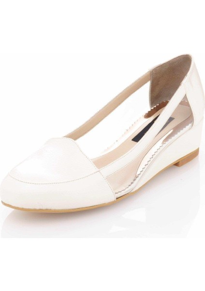 17309 Beyaztransparan Büyük Numara Gündelik Kadın Ayakkabısı fırsatları