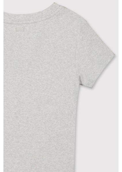 V Yaka Kısa Kol Üst