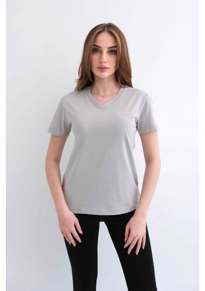 Kadın V Yaka Düz Baskısız %100 Pamuk Gri Basic Tişört modelleri