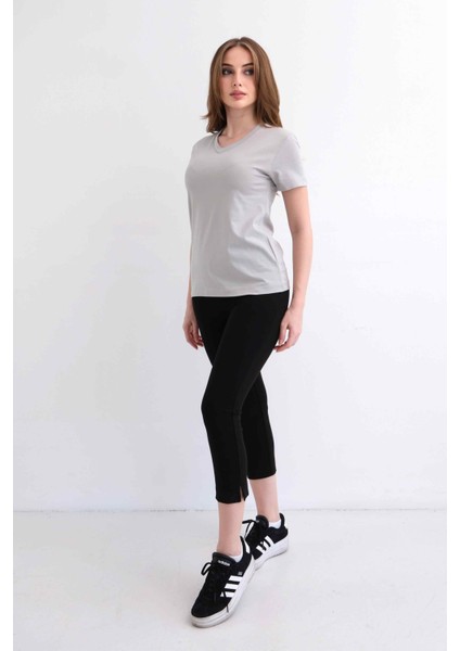 Kadın V Yaka Düz Baskısız %100 Pamuk Gri Basic Tişört fırsatları