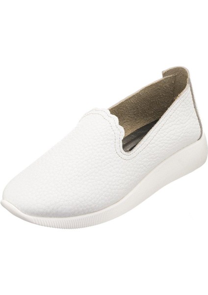 41-42-43-44 Numaralarda N0609 Beyaz Soft Deri Çok Hafif Yumuşak Taban Büyük Numara Kadın Ayakkabı