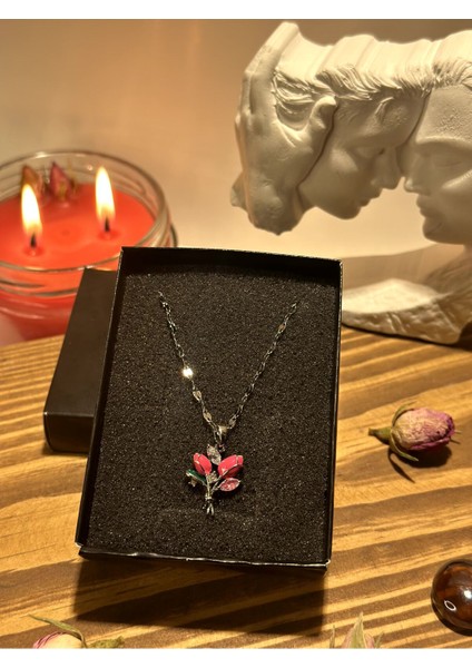 Pembe Lale Çelik Kolye fiyatları