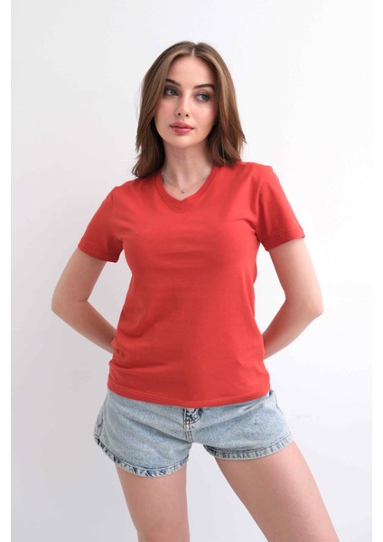 Kadın V Yaka Düz Baskısız %100 Pamuk Kiremit Basic Tişört modelleri