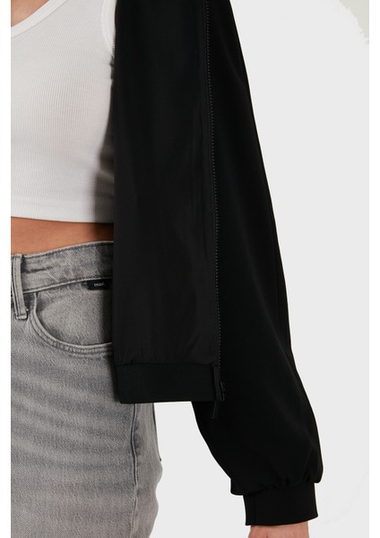 Regular Fit Kolej Yaka Logo Detaylı Bomber Ceket Bayan Ceket XW001029 AF10872 UC001