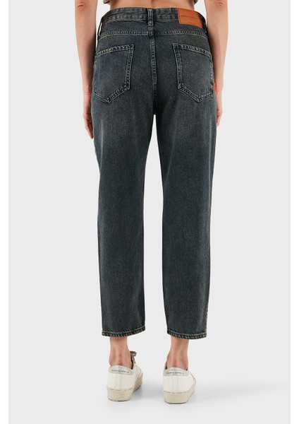 Pamuklu Relaxed Fit Normal Bel Düz Paça Jeans Bayan Kot Pantolon XW000073 AF14470 MB001 modelleri