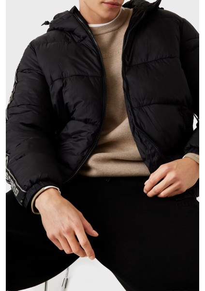 Arlo Kapitoneli Regular Fit Kapüşonlu Şişme Mont Z5BL17WO06I Erkek Mont Z5BL17 WO06I Jblk indirimleri