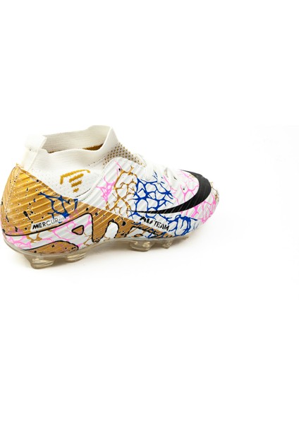 601 Team Beyaz Çoraplı Erkek Çocuk Krampon fırsatları