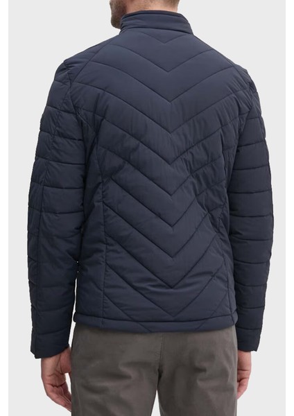 Stretch Kapitoneli Regular Fit Dik Yaka Suya Dayanıklı Mont M4YL05WG9O2 Erkek Mont M4YL05 WG9O2 G7V2 modelleri