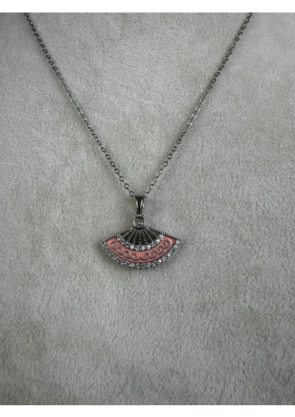 Yelpaze Figürlü Çelik Kolye fiyatları