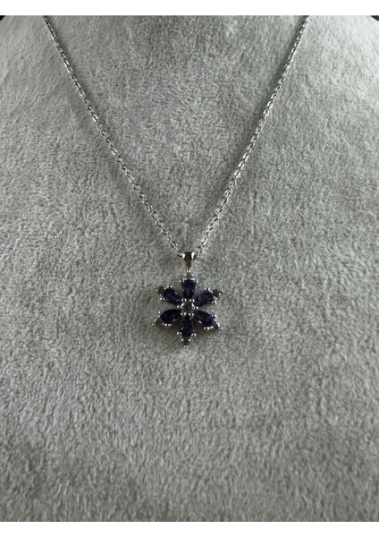 Çiçek Figürlü Çelik Kolye fiyatları