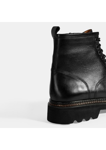 Erkek Siyah Bağcıklı Deri Postal Bot