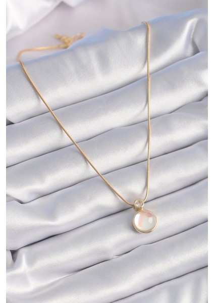 316L Çelik Gold Renk Beyaz Sedefli Vintage Kadın Kolye TG27BKO9328 fiyatları