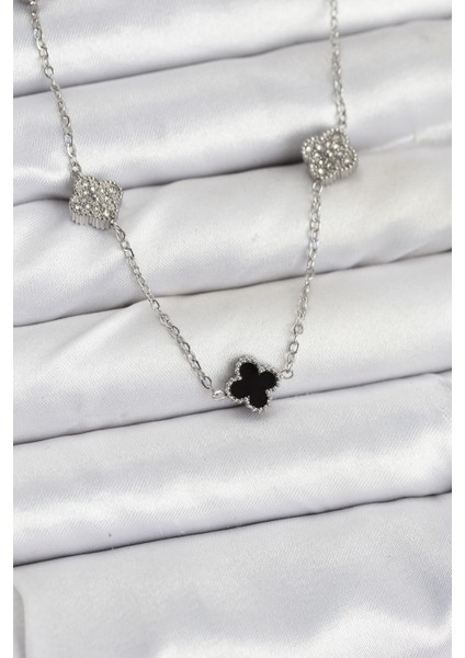 316L Çelik Zincir Gümüş Renk Siyah ve Zirkon Taşlı Baby Boy Yonca Kadın Kolye TG27BKO10591