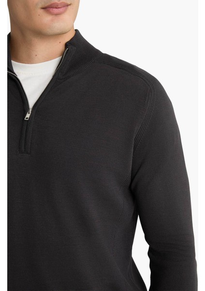 Standart Fit Dik Yaka Yarım Fermuarlı Triko Kazak D0624AX25AU indirimleri