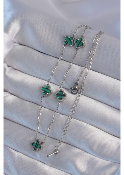 316L Çelik Gümüş Renk Minimal Yeşil Mineli Yonca Kolye TG27BKO8999 fiyatları