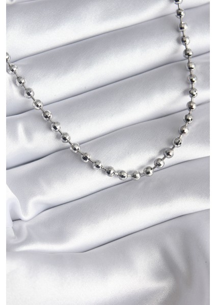 Pirinç Gümüş Renk Topçuk Detay Kadın Kolye TG27BKO8238